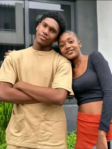 552691780_122209916906100200_2302319835586139269_n